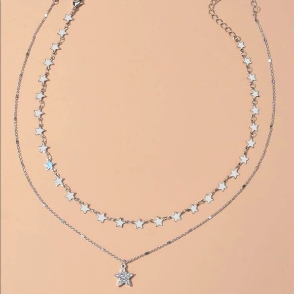 Brandy Melville Jewelry - 🌟New!🌟2 Pc Layered Star Necklace